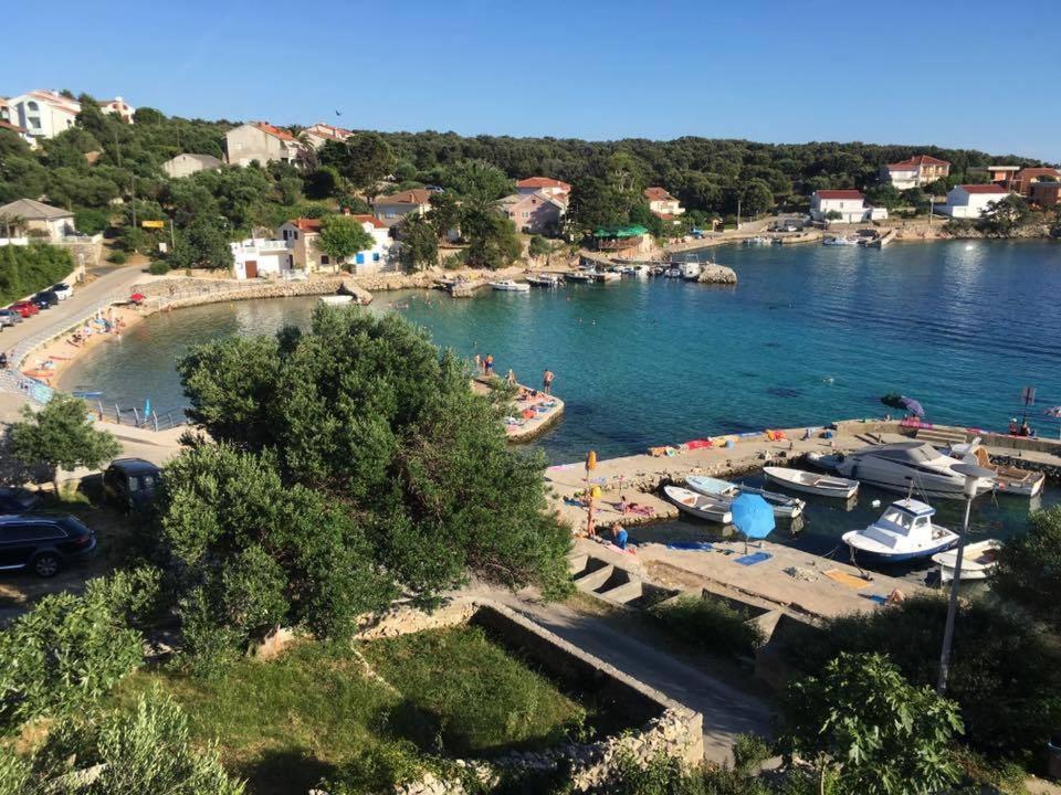 Apartmani Vesna Lun  Exteriör bild