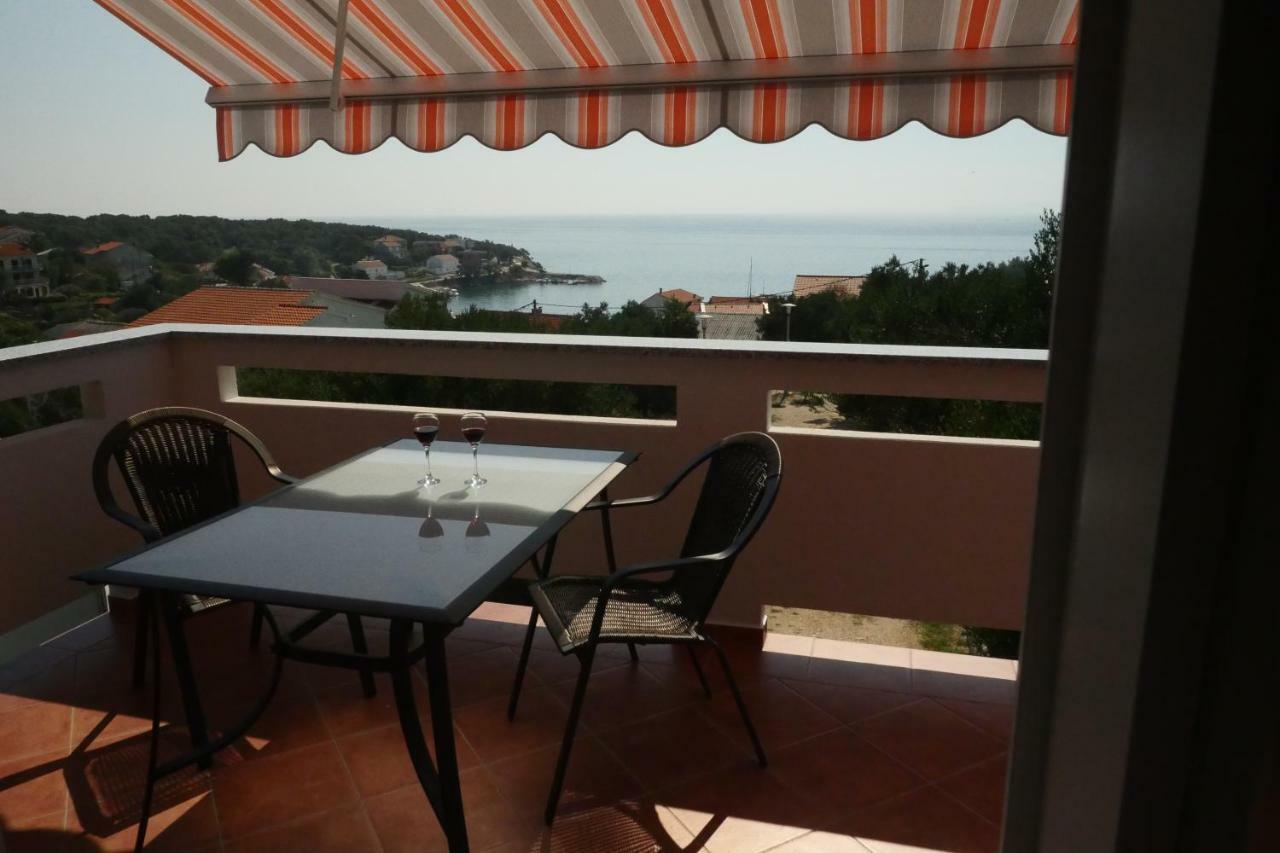 Apartmani Vesna Lun  Exteriör bild